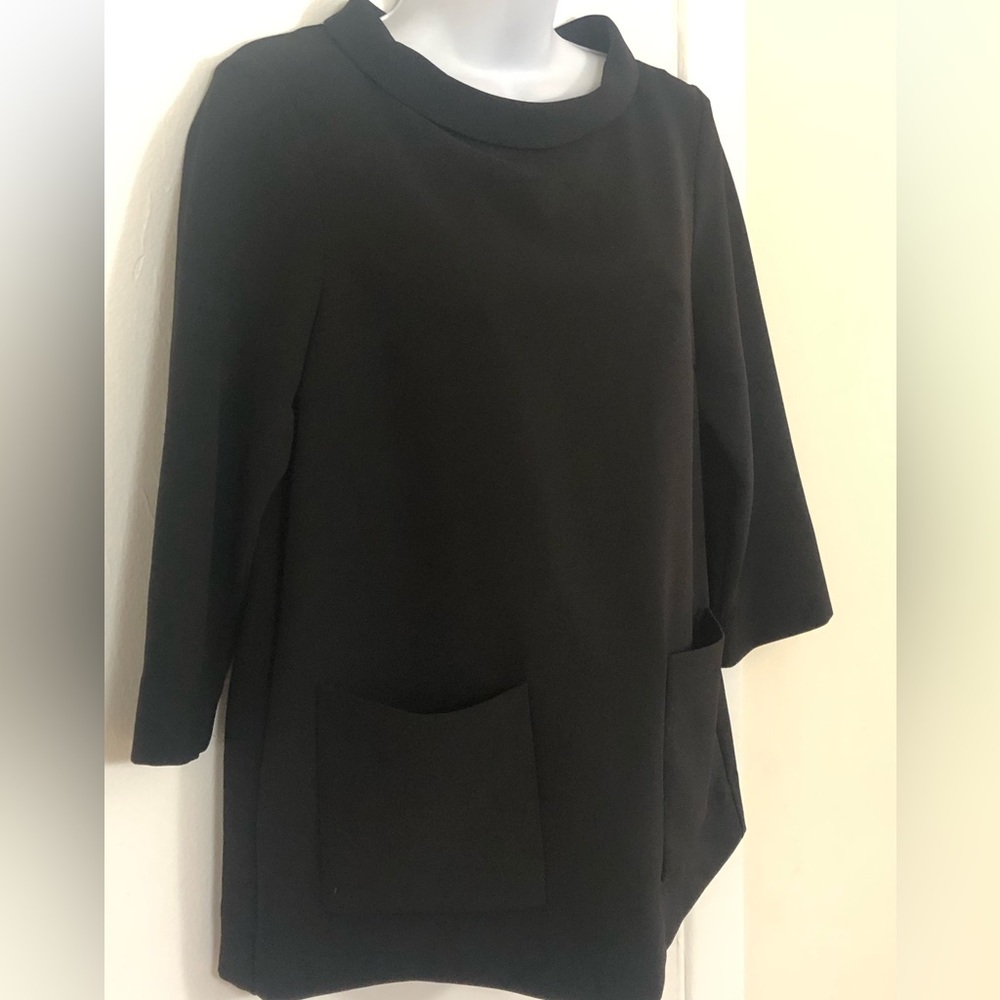 Cos Black Roll Neck Collar Blouse , 2 front Pockets, 3/4 Sleeve. Woman’s Size 6 - Picture 4 of 10